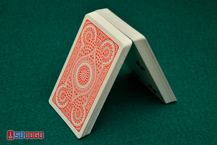 Majora reedita clássico jogo de cartas Burro Preto – A Majora